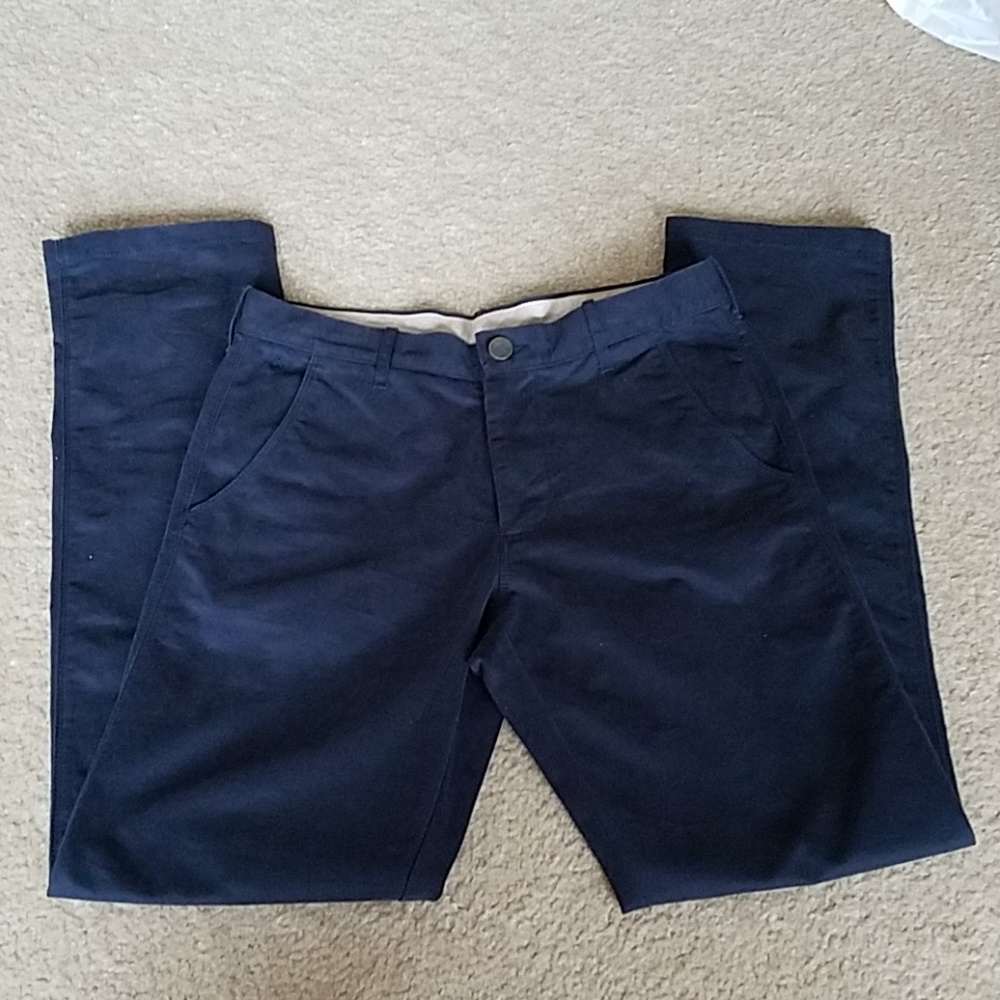 EUC Haggar Slim Life Khaki pants